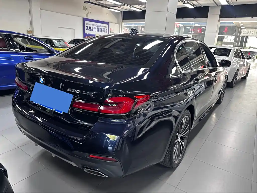 BMW 5 Series — миниатюра 16
