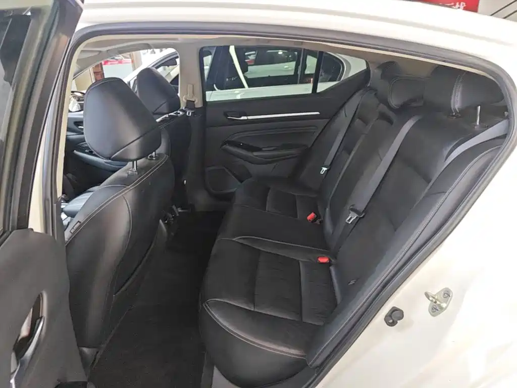 Nissan Teana — миниатюра 17