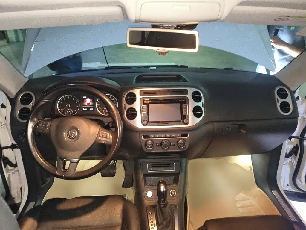 Volkswagen Tiguan — миниатюра 6