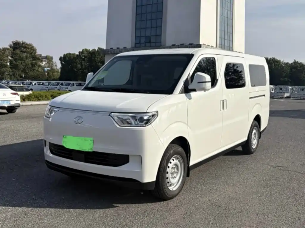 Ruichi Ruichi EC75 2026