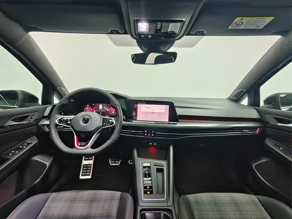 Volkswagen Golf GTI — миниатюра 11