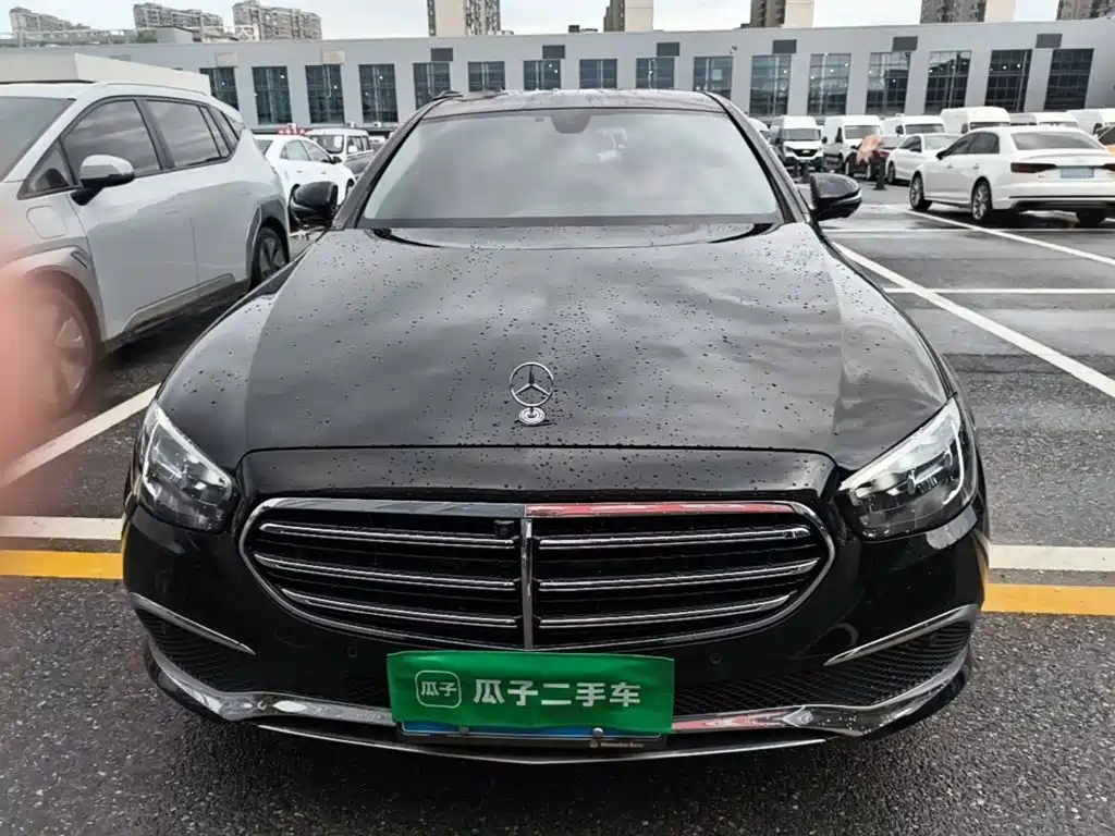 Mercedes-Benz E-Class — миниатюра 3