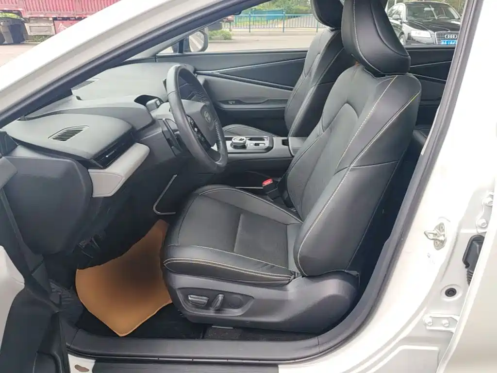 Toyota Toyota BZ5 — миниатюра 11