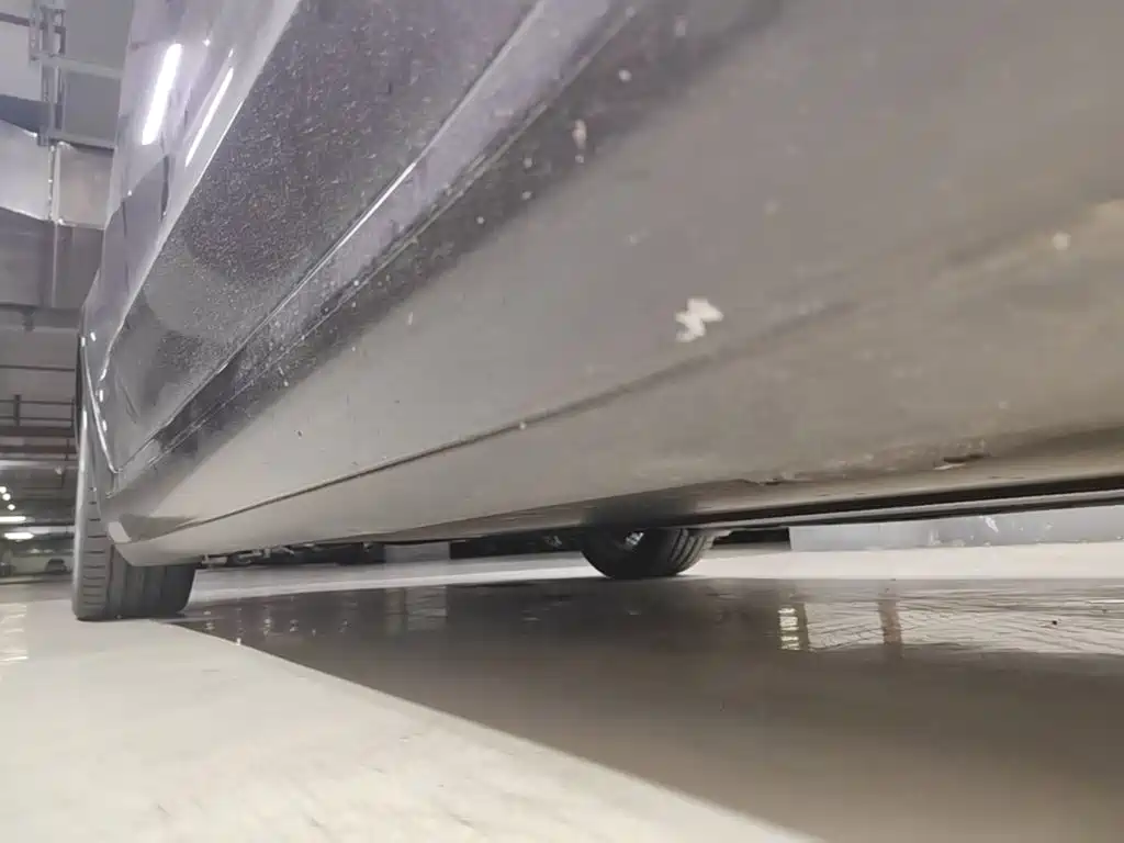 Tesla Model 3 — миниатюра 21