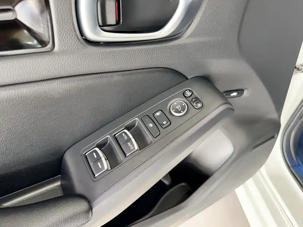 Honda Civic — миниатюра 13