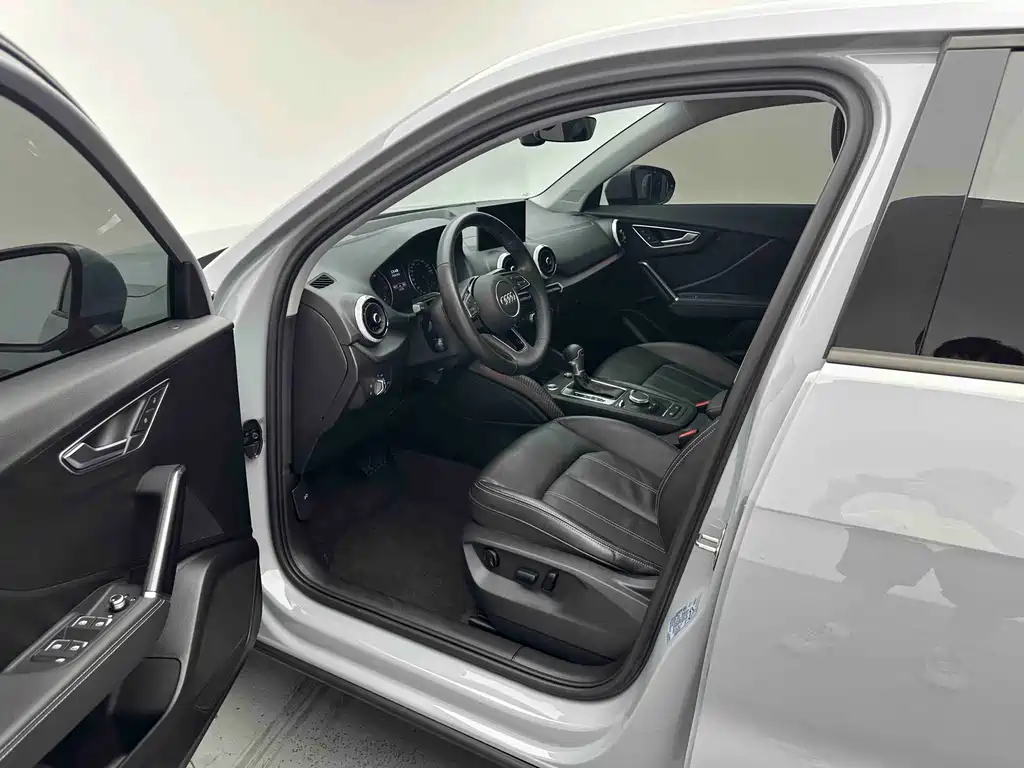 Audi Q2L — миниатюра 9
