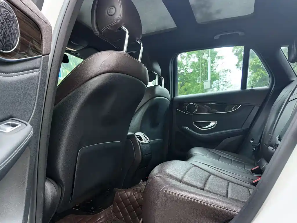 Mercedes-Benz GLC 2017 GLC 260 4MATIC