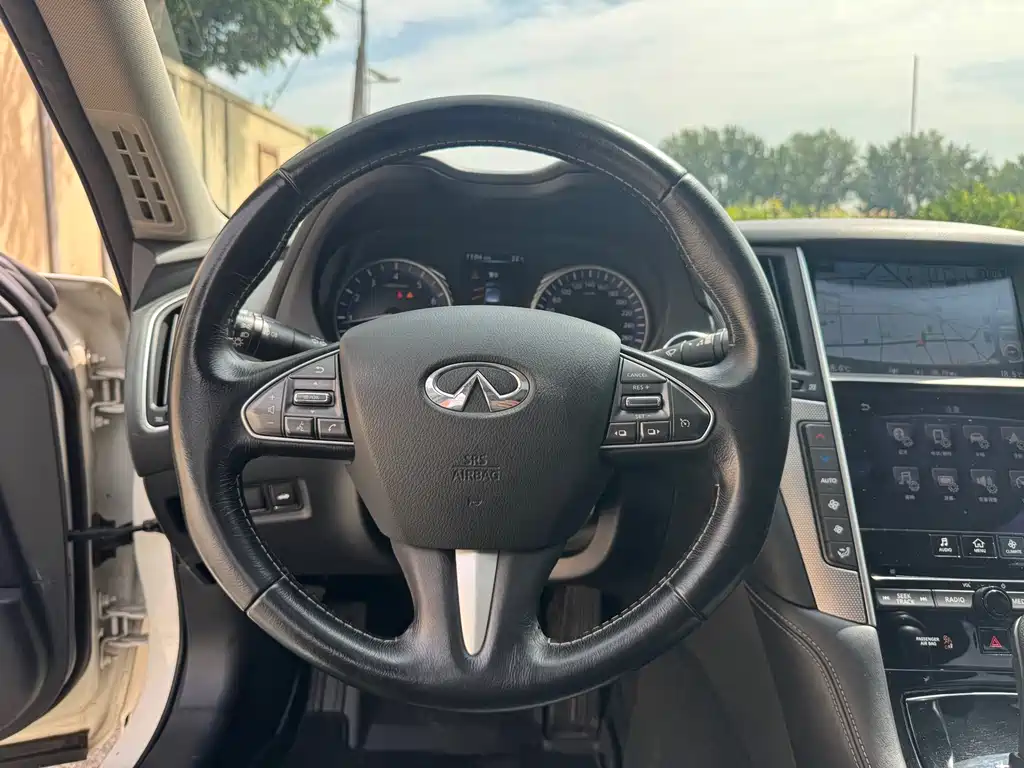Infiniti Q50L — миниатюра 10