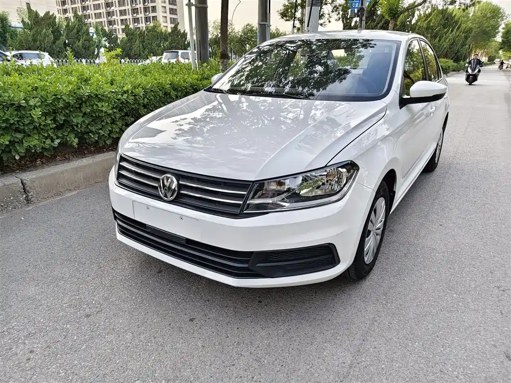 Купить Volkswagen Santana