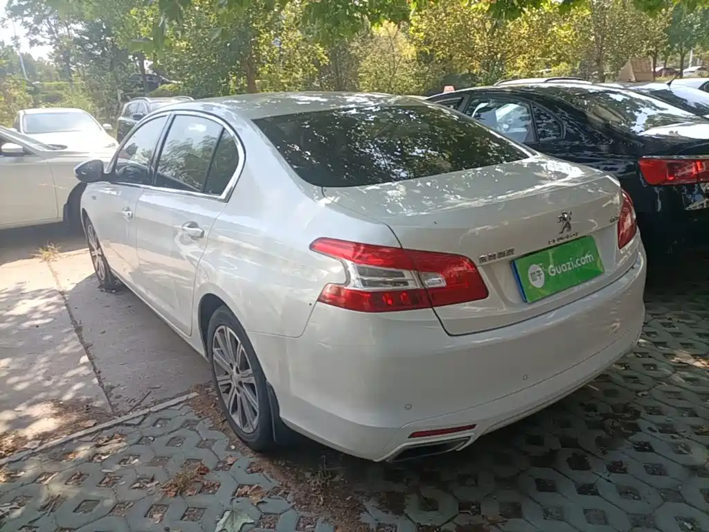 Peugeot 408 — миниатюра 5
