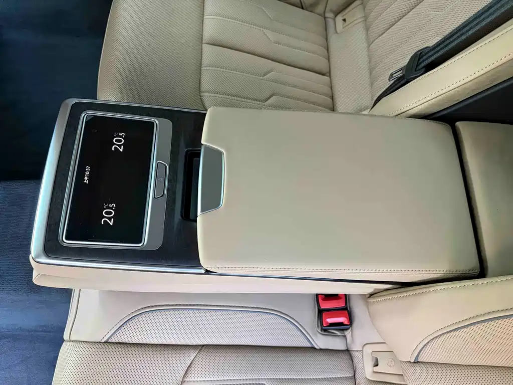 Audi A6L — миниатюра 9