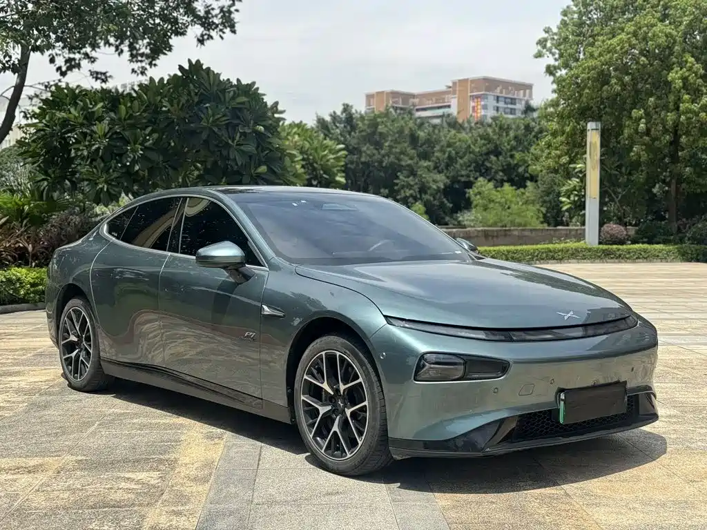 XPeng P7 — миниатюра 3
