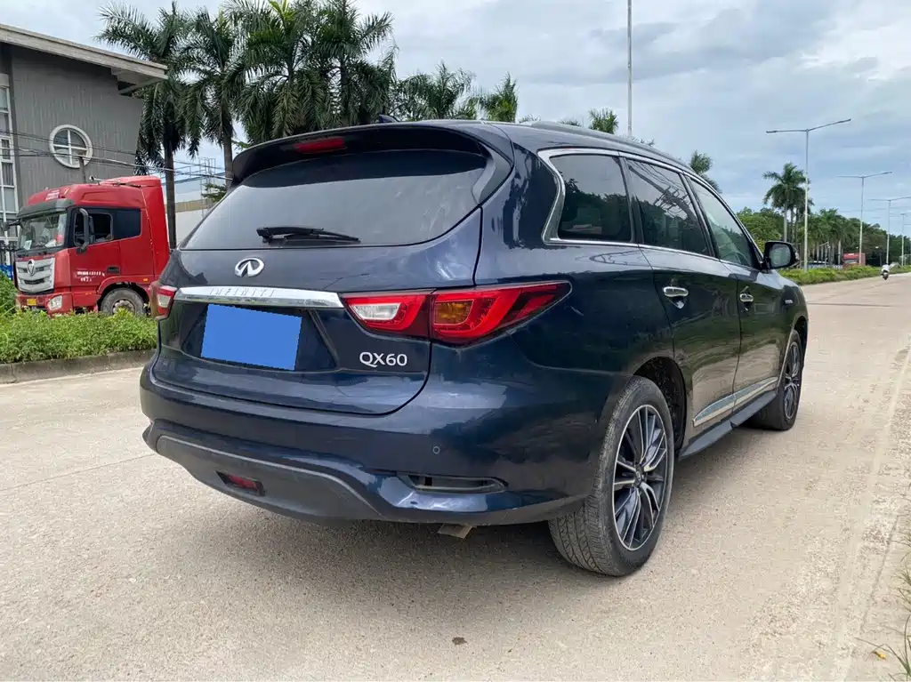 Infiniti QX60 (Import) — миниатюра 4
