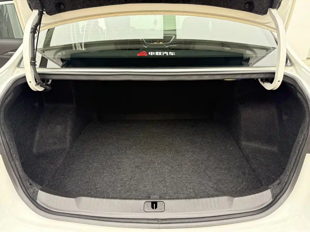 Buick Excelle — миниатюра 15