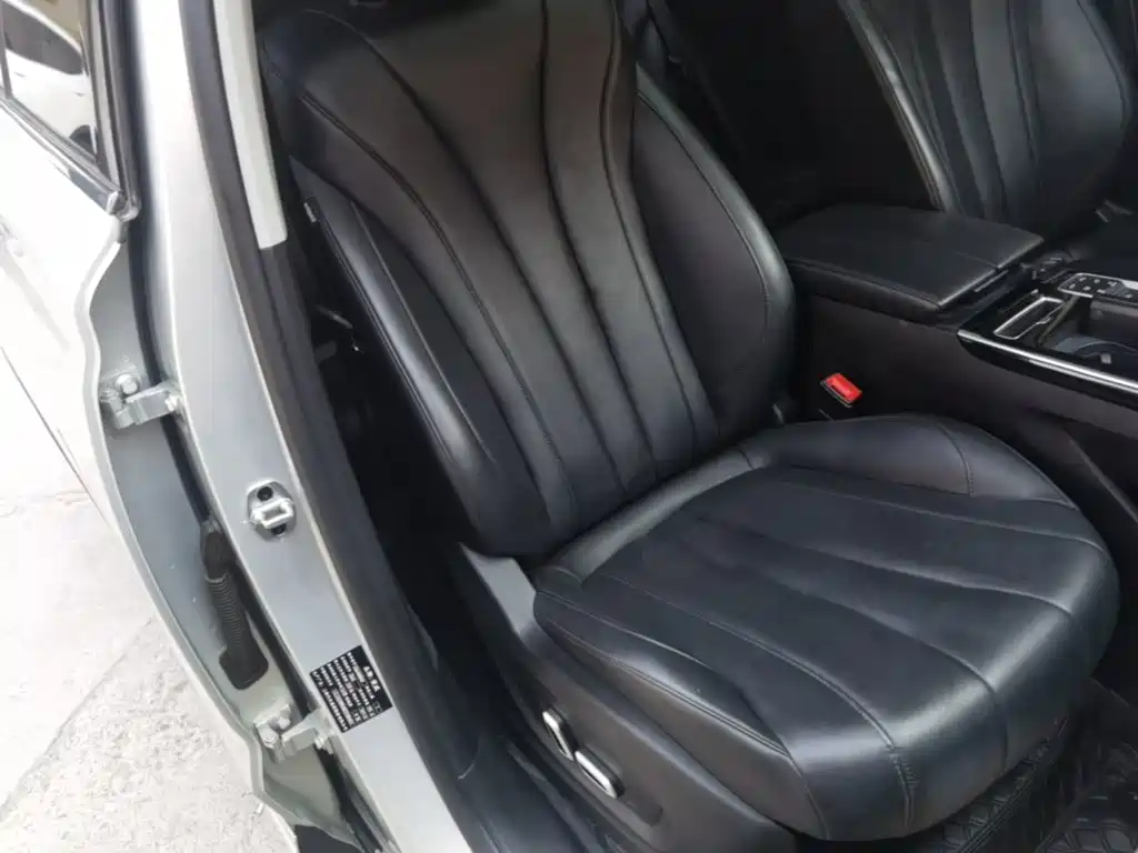 Roewe RX5 MAX — миниатюра 25