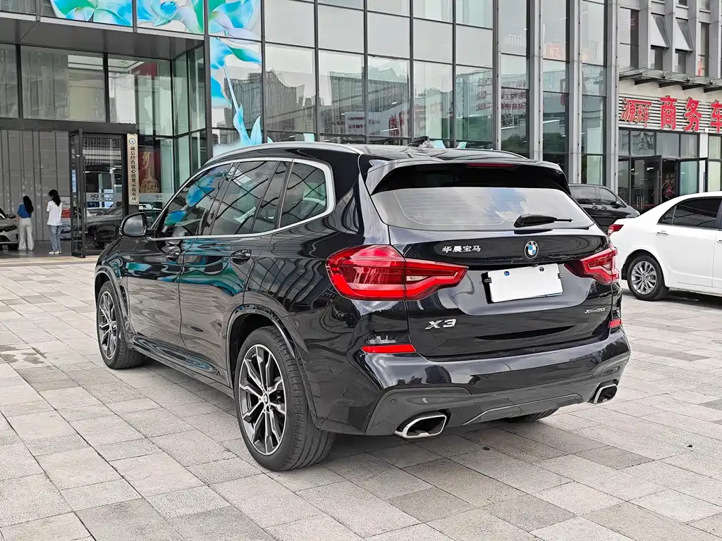 BMW X3 — миниатюра 6