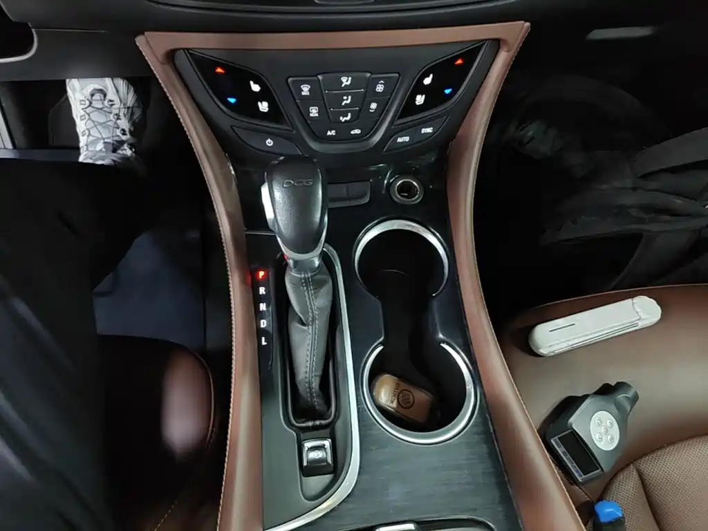Buick Envision Plus — миниатюра 14