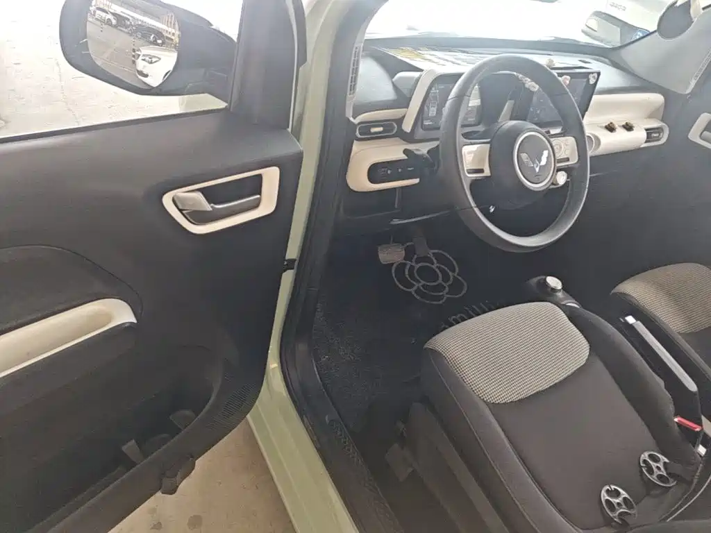 Wuling MINIEV — миниатюра 16