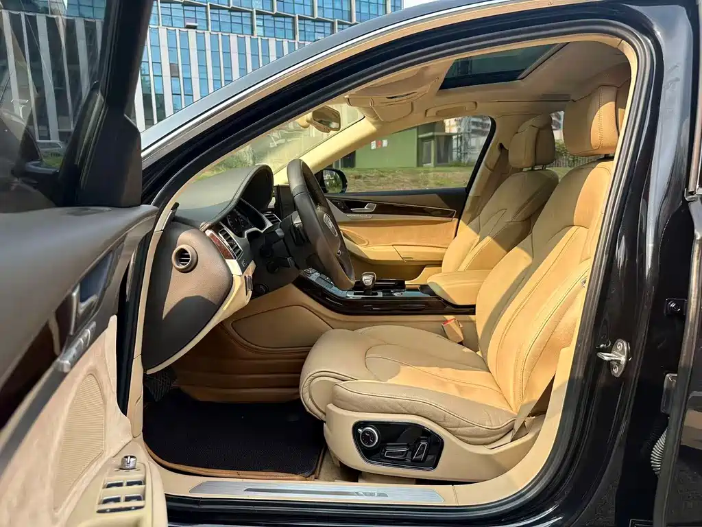 Audi A8 — миниатюра 6