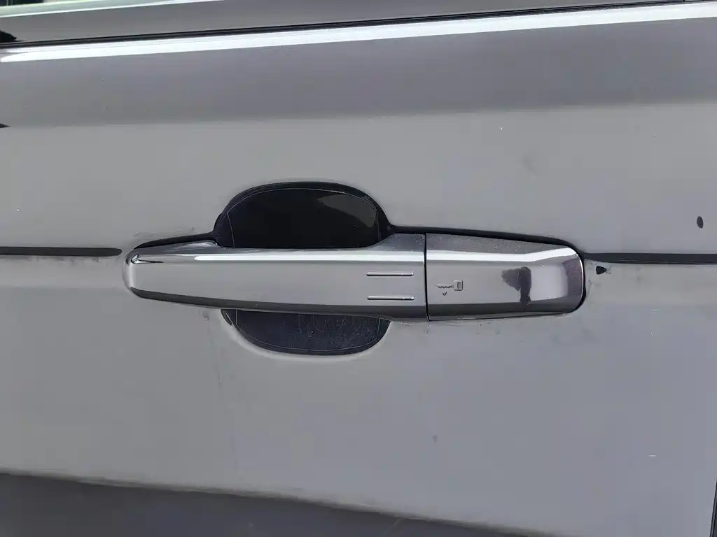 Land Rover Sport — миниатюра 18