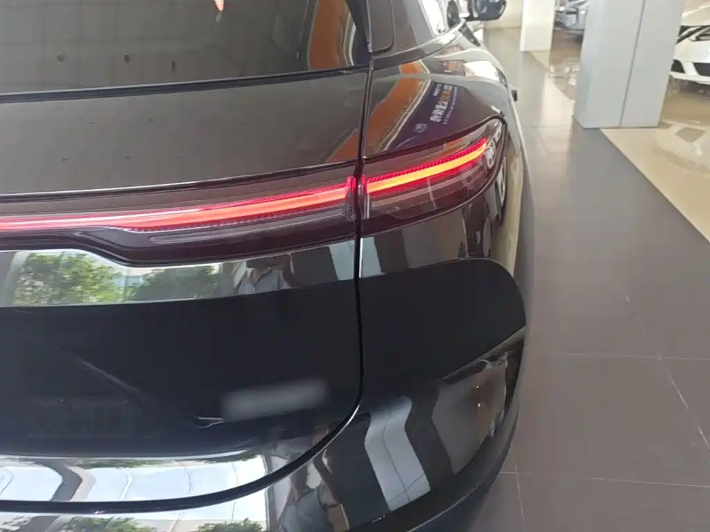 NIO ES6 — миниатюра 8