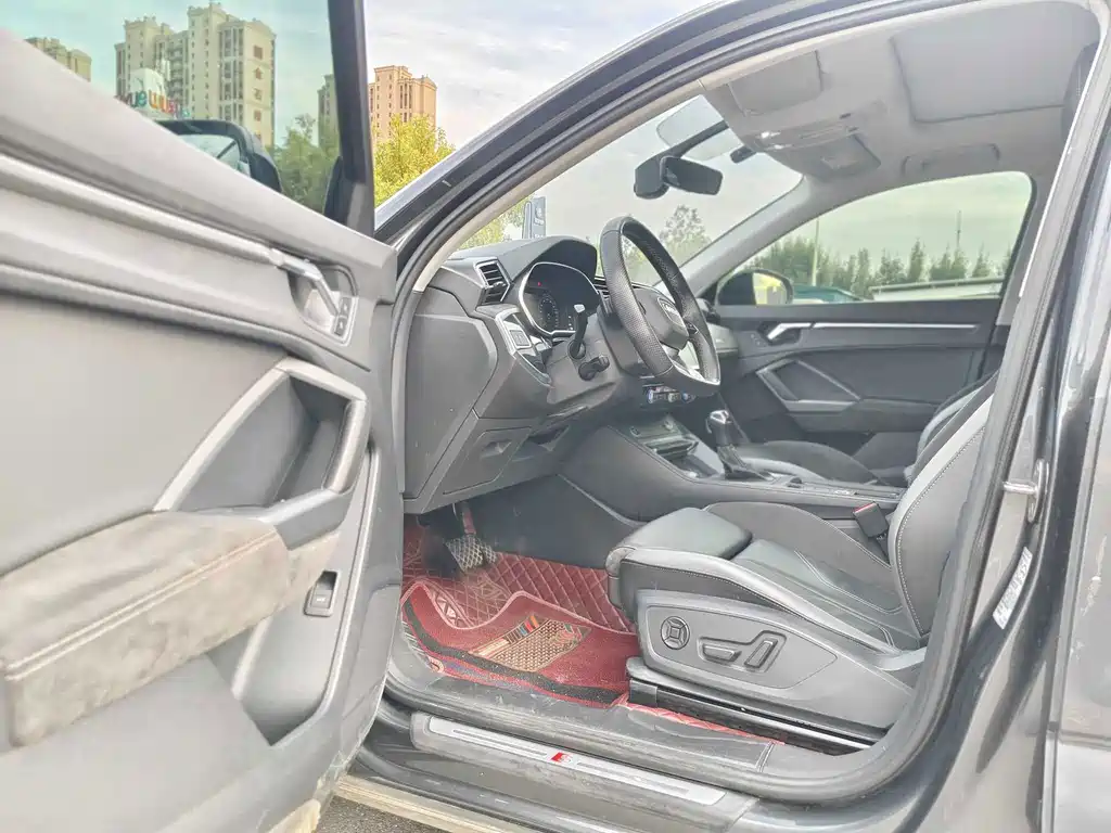 Audi Q3 Sportback — миниатюра 10