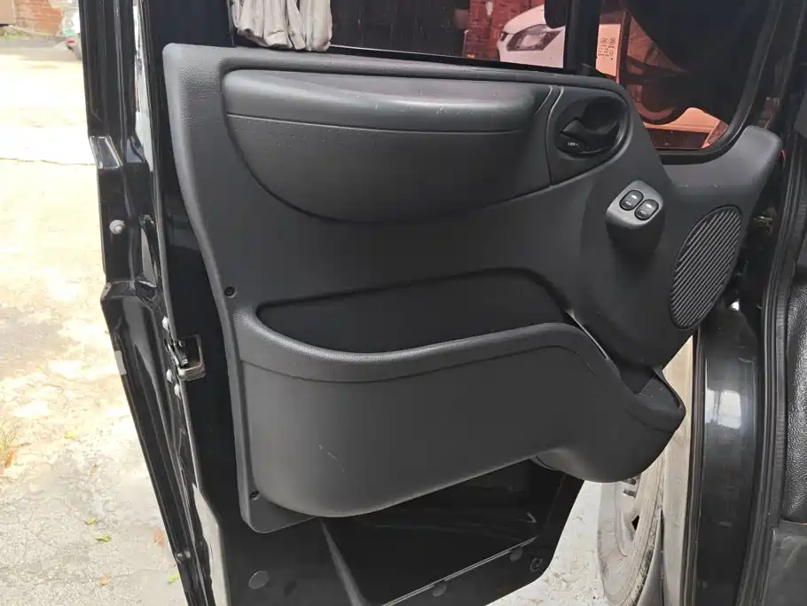 Ford Transit Custom — миниатюра 7