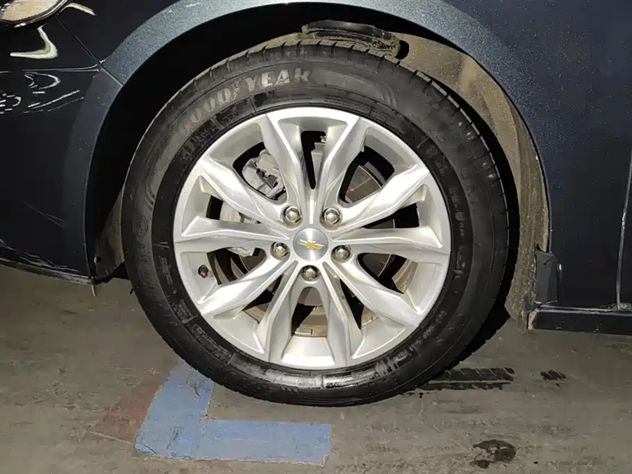 CHEVROLET MAI RUIBAO XL