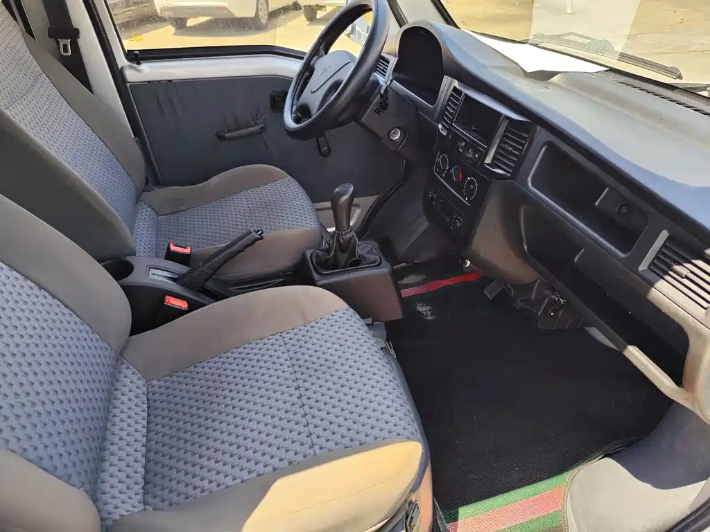 Wuling Zhiguang — миниатюра 4