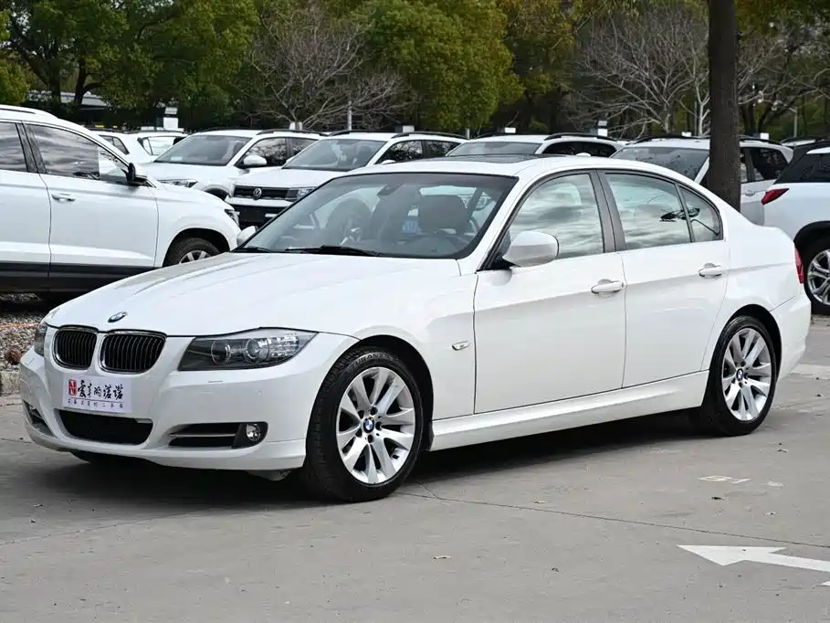 BMW 3 Series 2011