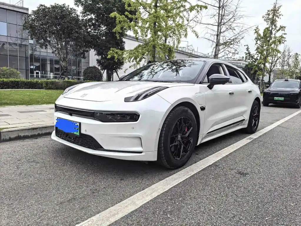 Zeekr 001
