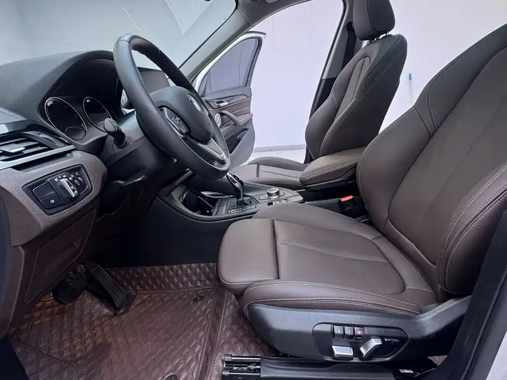 BMW X1 — миниатюра 11