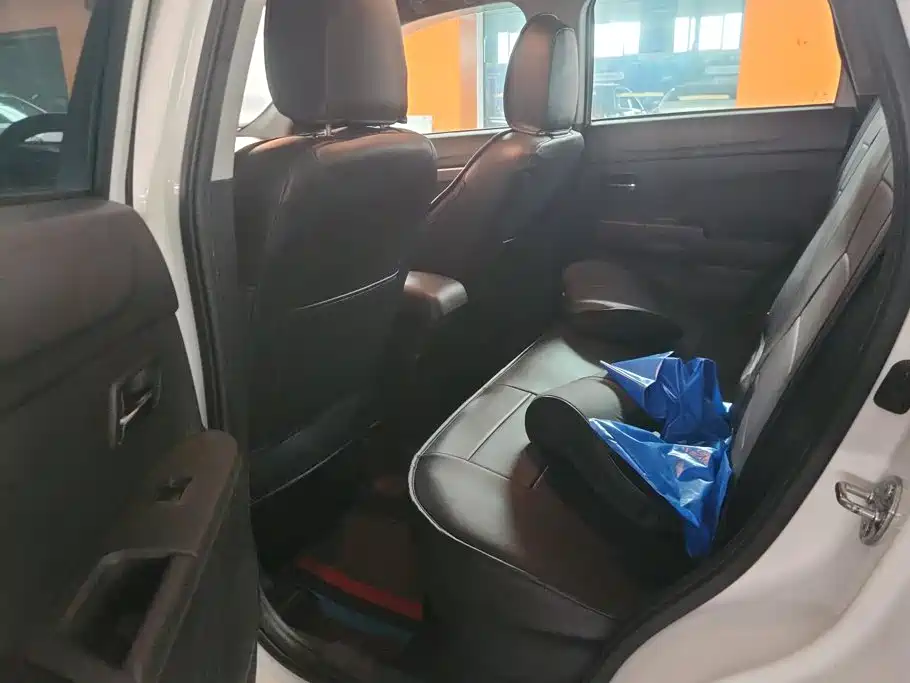 Mitsubishi ASX — миниатюра 11