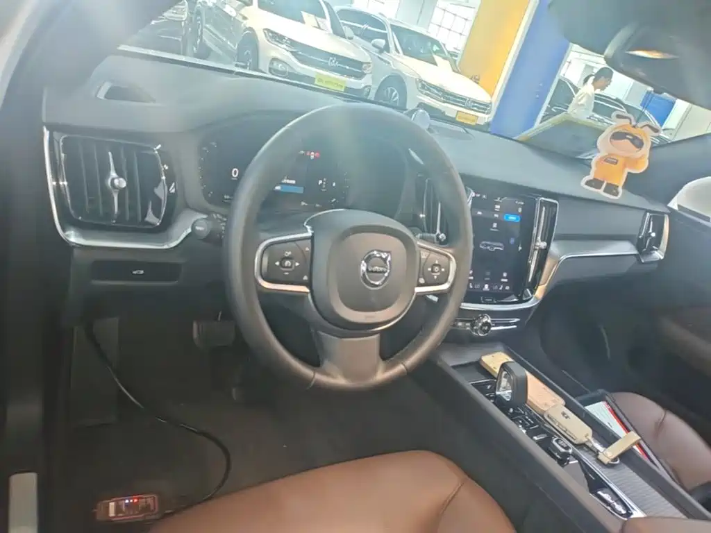 Volvo S60 — миниатюра 10