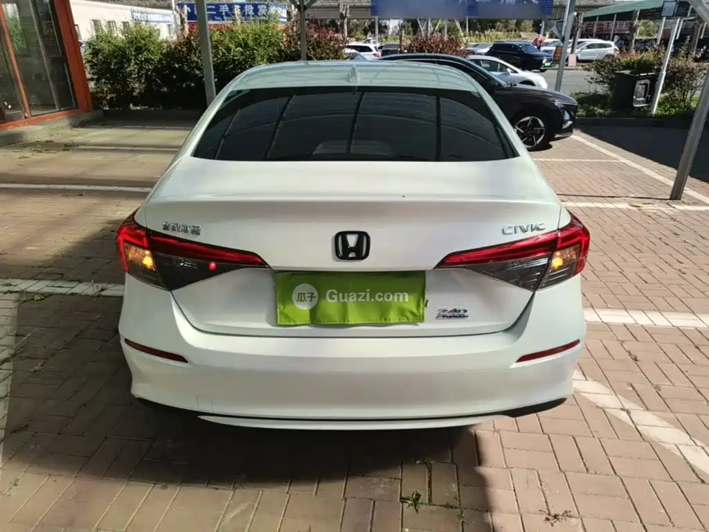 Honda Civic — миниатюра 6
