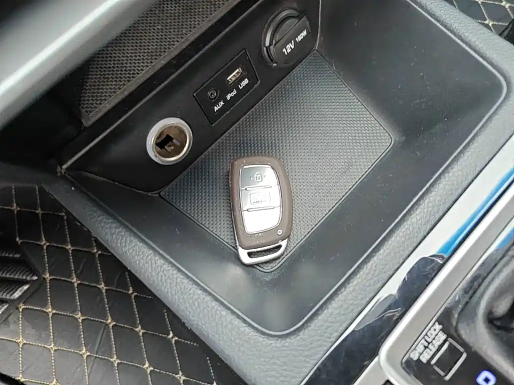 Hyundai Mistra — миниатюра 9