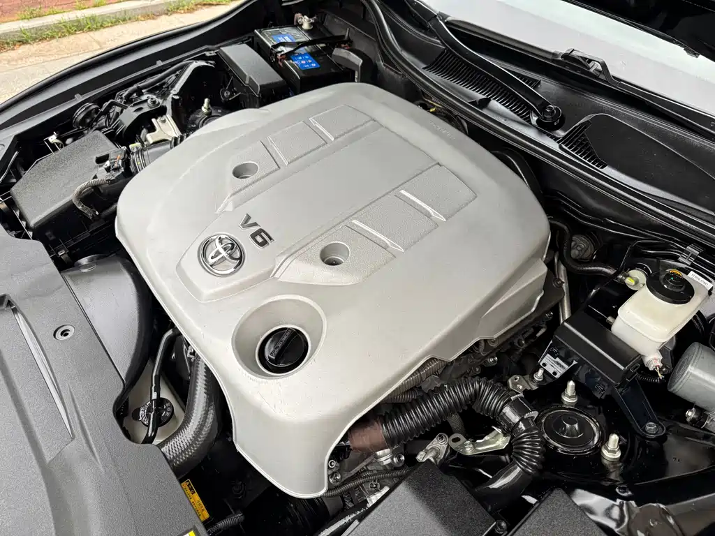 Toyota Reiz — миниатюра 16