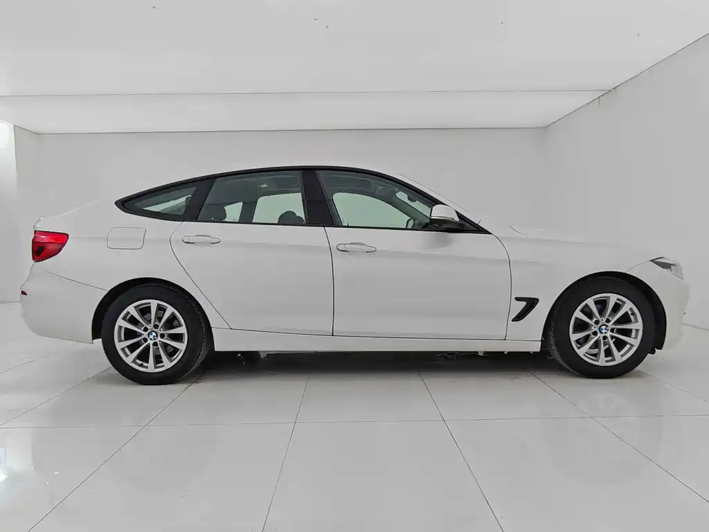 BMW 3 Series GT — миниатюра 7