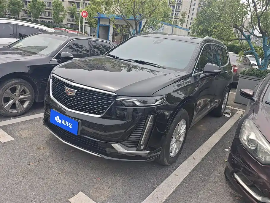 Cadillac XT6 2021