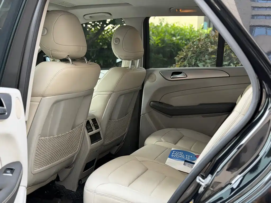 Mercedes-Benz M 2012 ML 300