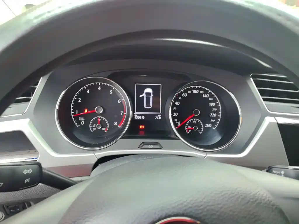 Volkswagen Touran — миниатюра 7