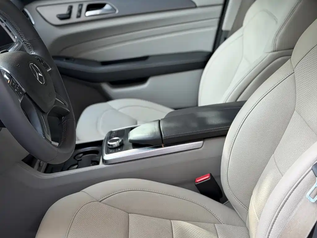 Mercedes-Benz M 2012 ML 300