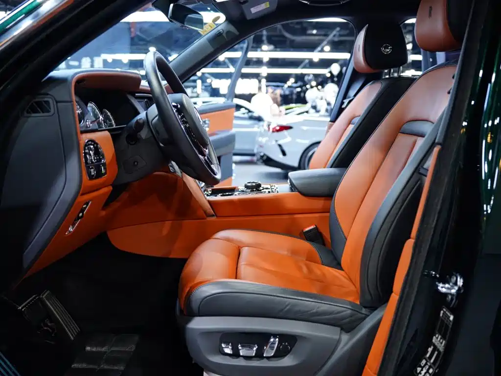 Rolls-Royce Cullinan — миниатюра 26