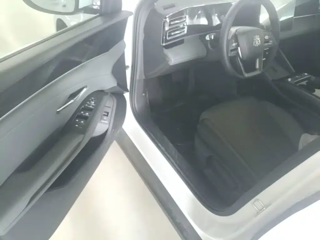BYD Qin L — миниатюра 16