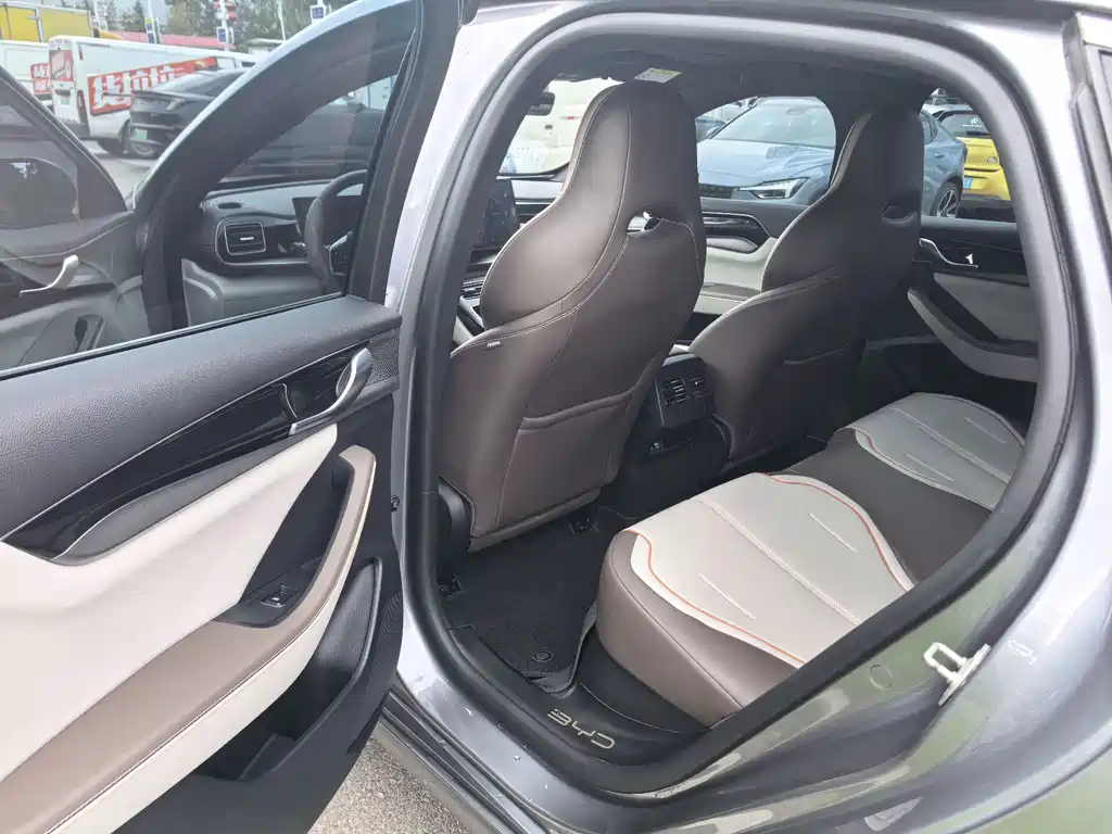 BYD Qin PLUS — миниатюра 8