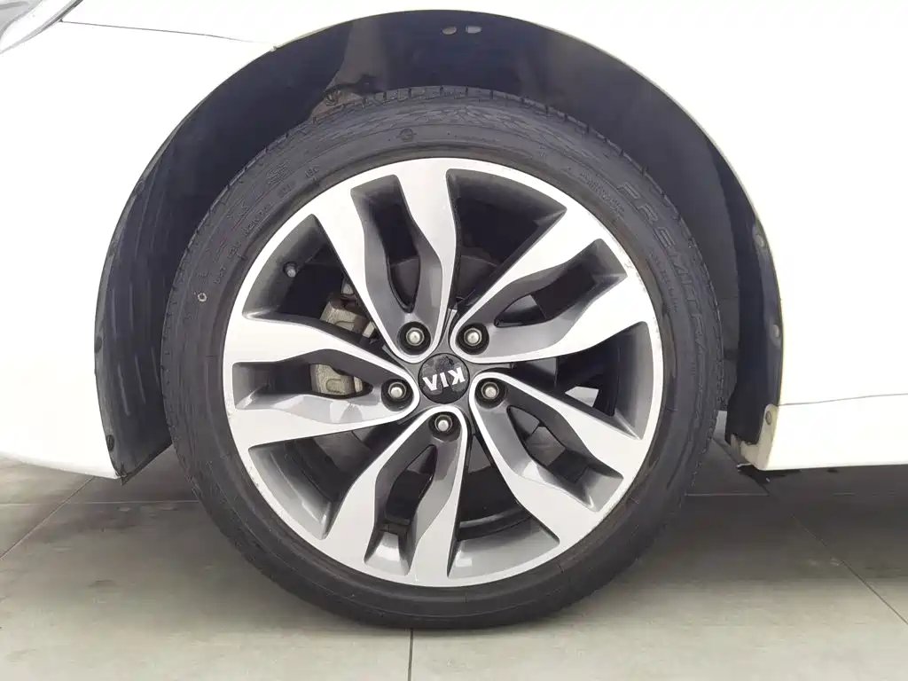 Kia K5 — миниатюра 17