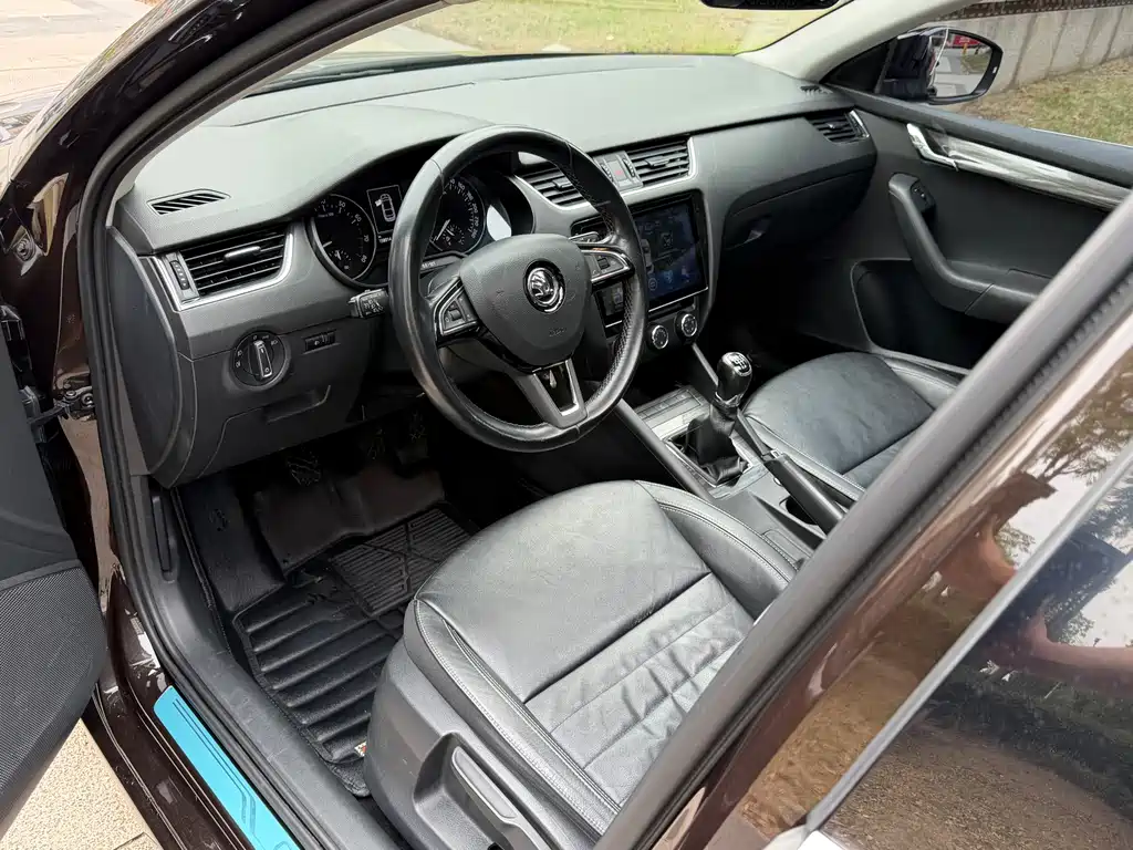 Skoda Octavia — миниатюра 11