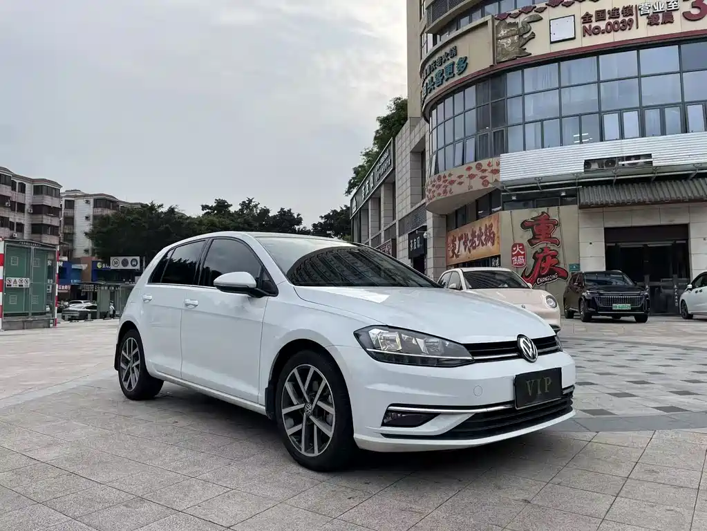 Volkswagen Golf 2020