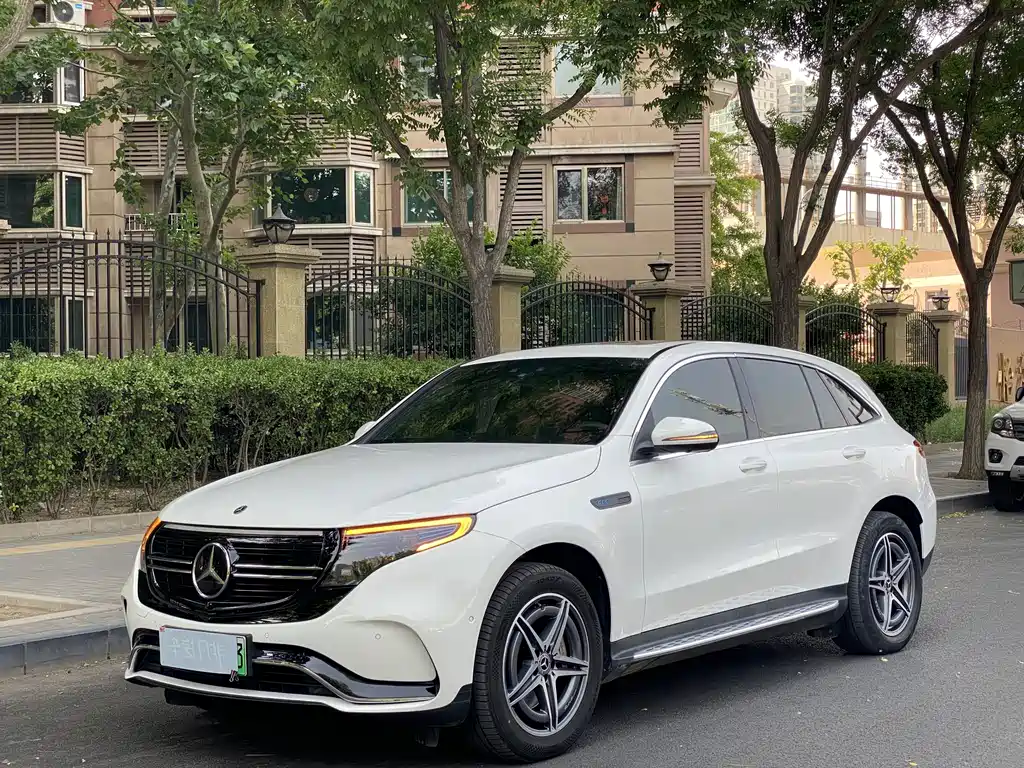 Mercedes-Benz EQC 2021