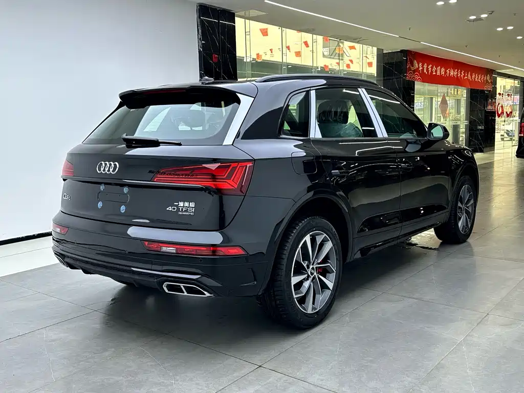 Audi Q5L — миниатюра 3